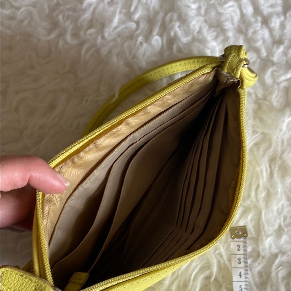 Nicole Yellow Handbag - Picture 4 of 4